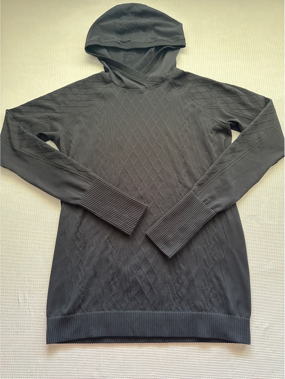 Lululemon black rest less pullover hoodie